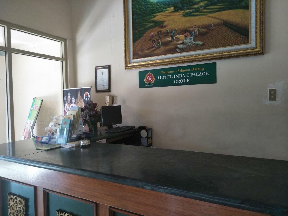 Hotel Grand Rosela Yogyakarta Exteriör bild