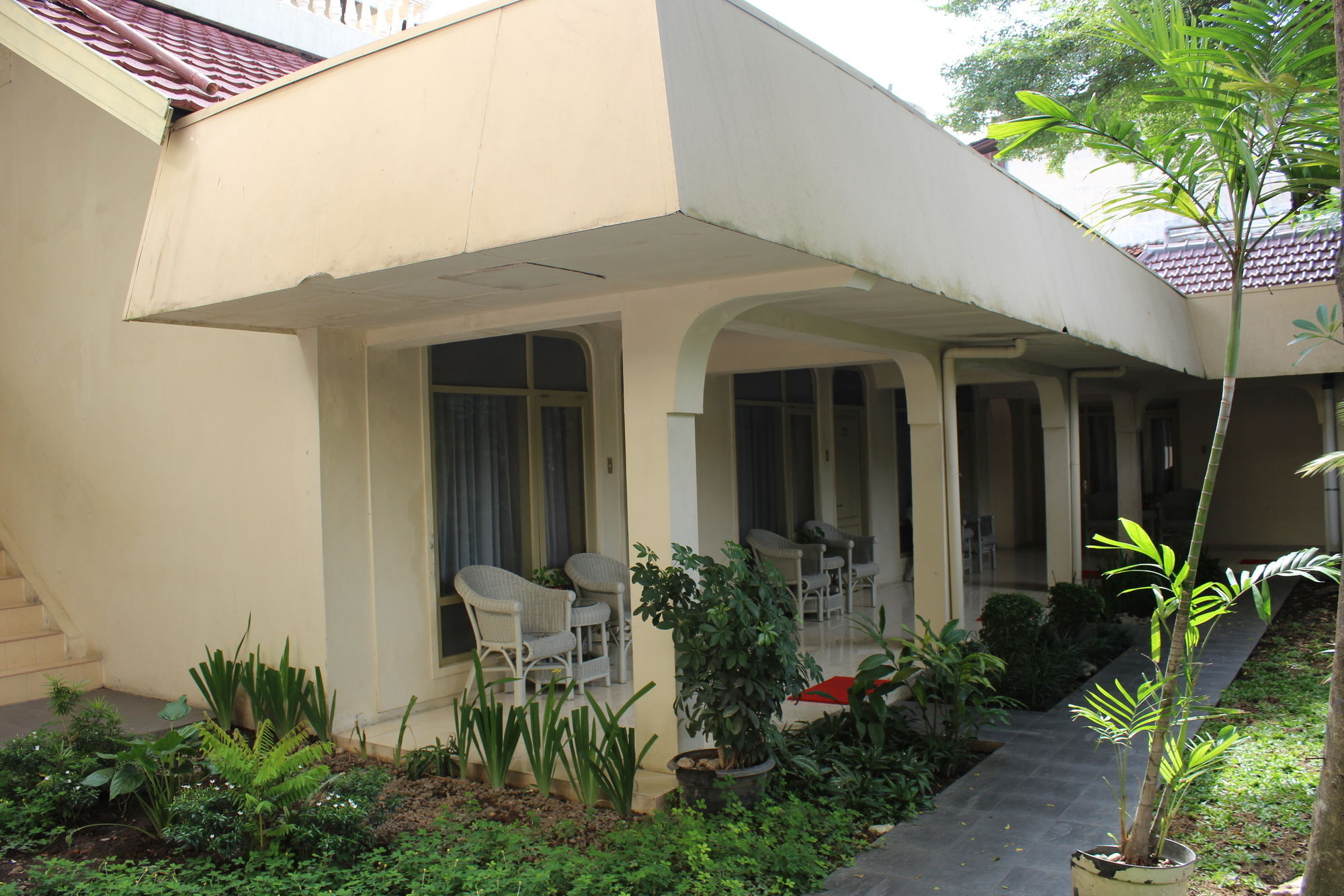 Hotel Grand Rosela Yogyakarta Exteriör bild